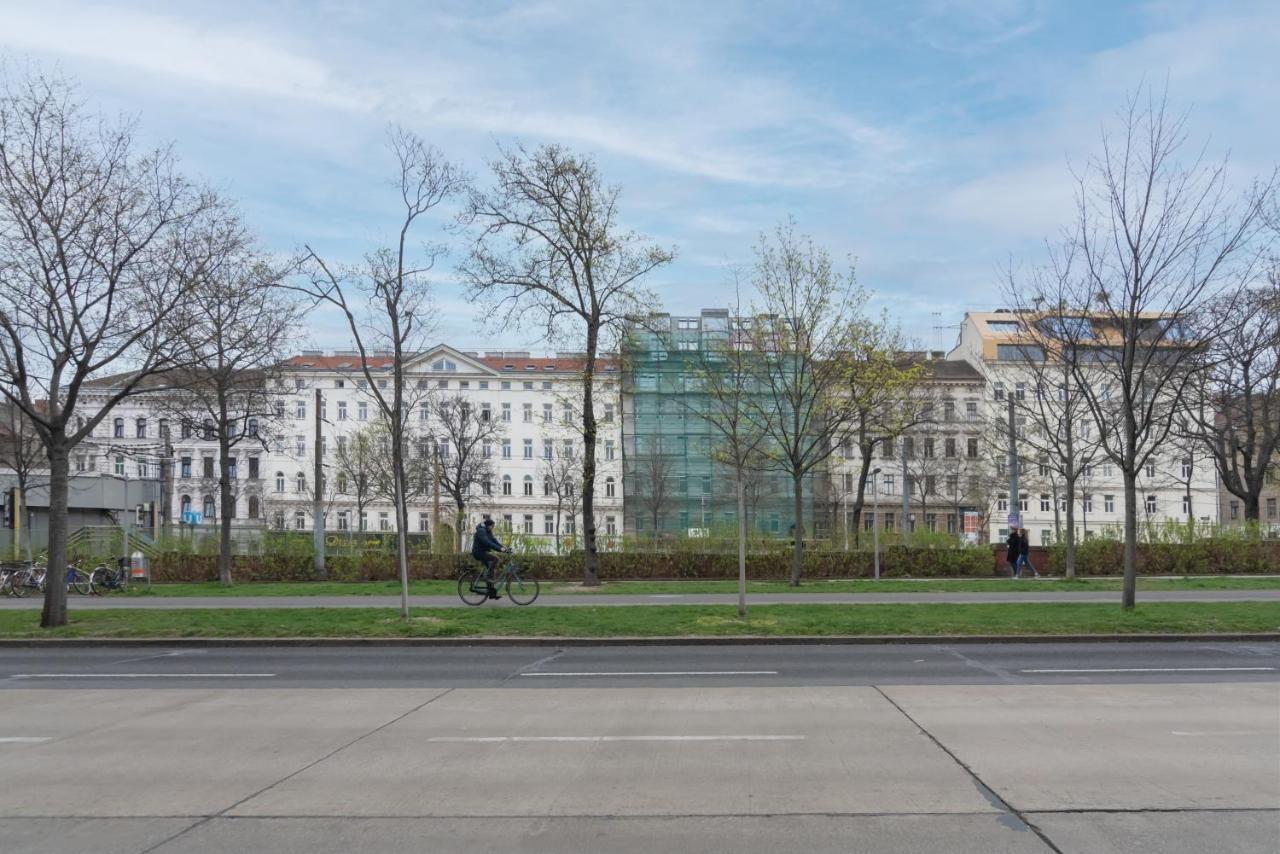 Klein, Aber Fein In Zentraler Ruhelage Apartment Vienna Luaran gambar